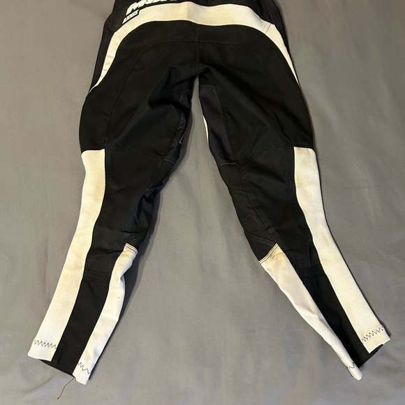 Boys MSR Axxis Youth Motorcross ATV Pants 28 - Picture 3 of 6